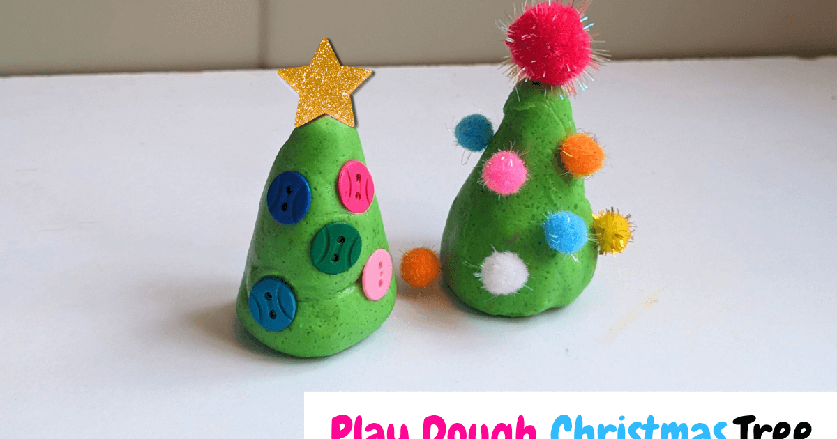 How to Make a Playdough Christmas Tree