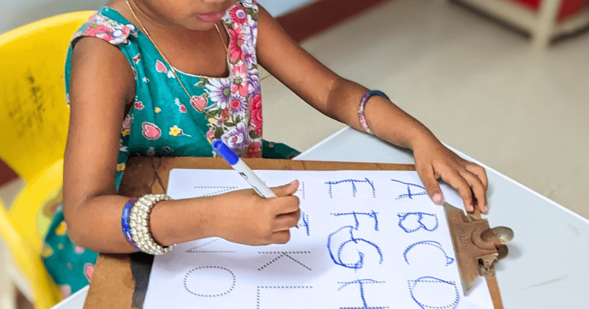 Tracing Alphabets Worksheets for Kids